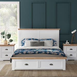 Clementine Two Toned Queen Bed