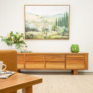 Hotham Entertainment Unit 2.1m